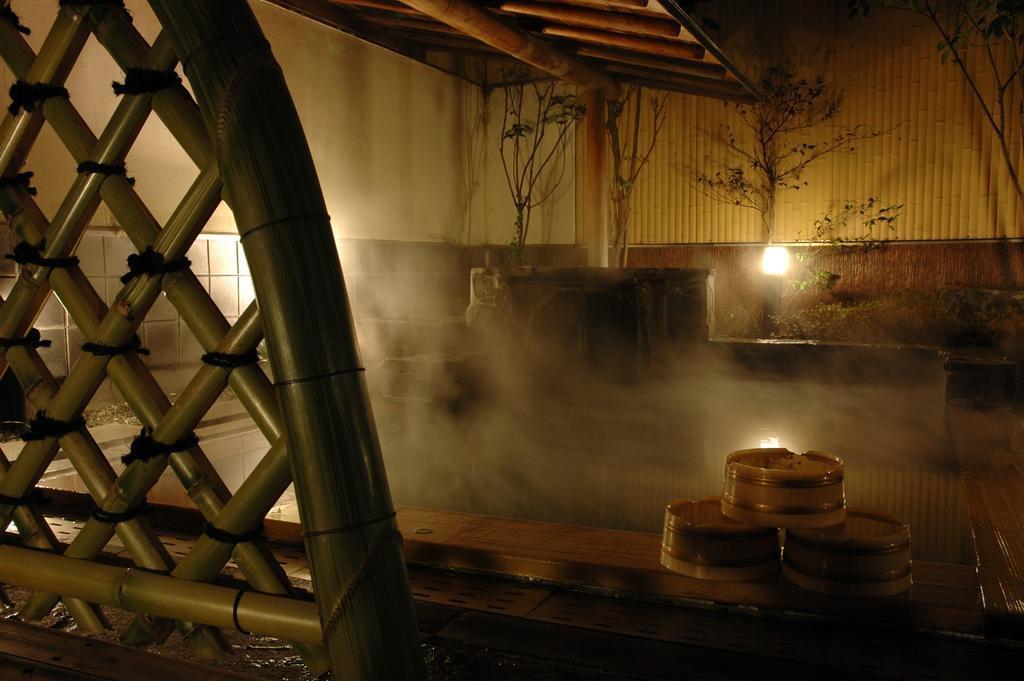 Kamiyamada Hotel Chikuma Buitenkant foto