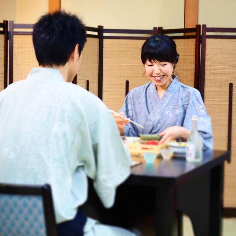 Kamiyamada Hotel Chikuma Buitenkant foto
