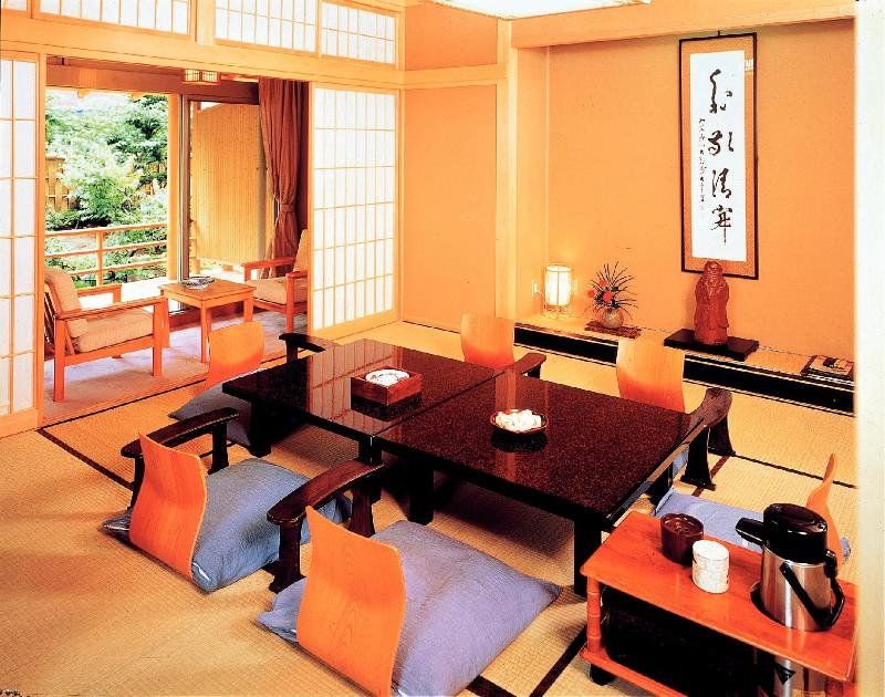 Kamiyamada Hotel Chikuma Buitenkant foto