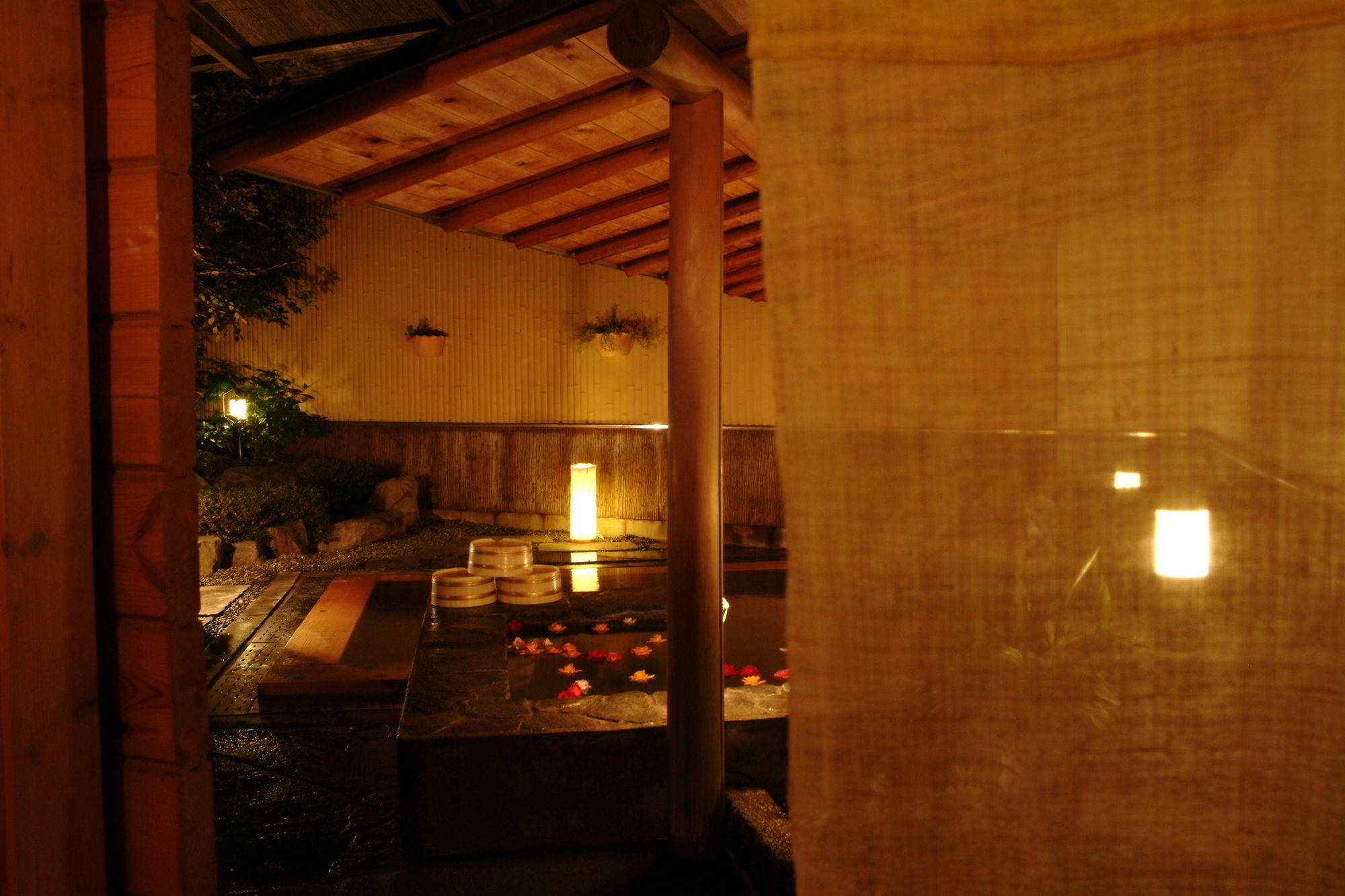 Kamiyamada Hotel Chikuma Buitenkant foto