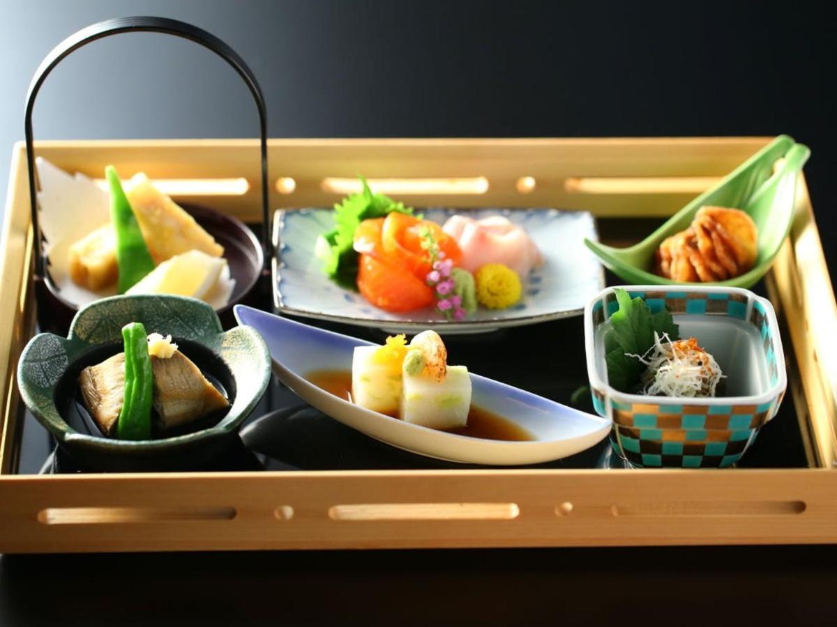 Kamiyamada Hotel Chikuma Buitenkant foto