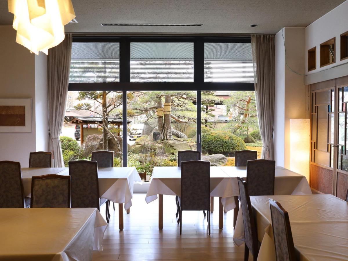Kamiyamada Hotel Chikuma Buitenkant foto